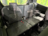 3列目シートはもちろん状態良好☆大人でもゆったりと座って頂けますので、大人数でのお出かけもラクラクです♪ご家族で、気の知れた仲間で、ドライブに行くのが楽しみですね♪