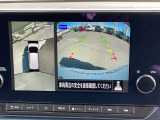 アラウンドビューモニターは4個のカメラを合成してまるで上から撮影した様な駐車場のどの位置にいるかとてもわかり易い機能です