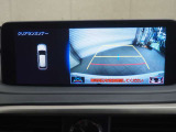 バックカメラ付きで運転が苦手な方の車庫入れもラクラクです。後方の死角部分がモニターに映し出されるので安全性もアップ!