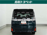 TOYOTA認定中古車とは 【1】まるごとクリーニング【2】車両検査証明書【3】ロングラン保証 この『3つの安心』をセットにした中古車のブランドになります。