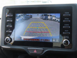 バックカメラを装備しております。駐車時に大変役立ちますよ♪運転が苦手な方の味方になってくれます。