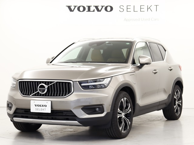 XC40 リチャージ プラグイン ハイブリッド T5 インスクリプション 