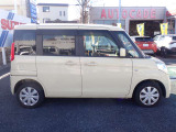 国の指定を受けた自社工場で、整備士が車検と点検整備を行っております。