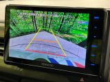 【バックカメラ】駐車時に後方がリアルタイム映像で確認できます。大型商業施設や立体駐車場での駐車時や、夜間のバック時に大活躍!運転スキルに関わらず、今や必須となった装備のひとつです!
