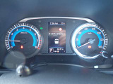 スピードメーターは、文字の一つ一つが明るく点灯いたしますので昼夜問わず視認性の高いメーターになっております♪