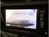 バックガイドモニターで、後方を確認しながら安心して駐車することができます。運転初心者も熟練者も必須の機能ですよ!