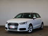 Audi A1 Sportback 1.0 TFSI/バイキセノンヘッドライト/アルミホイール5アームダイナミックデザイン コントラスト グレー パートリーポリッシュト7Jx16