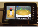 ★カーナビで見るバックモニターです!バックの際にはアラウンドビューモニターが付いているので車全体を見ることができるので簡単に駐車ができます