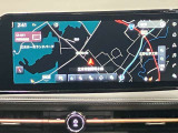 EV専用NissanConnectナビゲーションシステムのディスプレイは12.3インチで大画面!1つの画面に複数の情報をわかりやすく表示することが可能です。さらにタッチスクリーンなので、直感的に操作することができます。