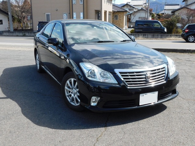 クラウン3.0 ロイヤルサルーン i-Four アニバーサリー エディション 4WD