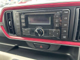 CDチューナー付きです☆お好きな音楽を聴きながら運転をお楽しみください♪