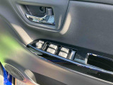 安全安心な走行のために、納車前には小さなクルマを知り尽くしたエキスパートが基本性能に関わる機能や状態を徹底的に点検しています。