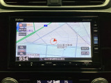 ナビゲーションはフルセグTV対応のGathers純正メモリーナビを搭載しています。Bluetoothオーディオ機能がありますので、スマートフォンなどの音楽も再生できます。