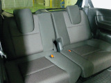 3列目も広々空間でロングドライブも楽しめますね♪