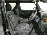 気になる汚れは「まるまるクリン」で解消! 当社の中古車はシートを外して隅々までキレイにクリーニングしてあります(但し、一部 高年式車両等は除きます)