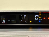 TFTカラ-マルチインフォメ-ションディスプレイ4.2インチの液晶画面に、安全・安心のコンテンツやオ-トエアコンのステ-タスなど、さまざまな運転情報を表示し見やすさにこだわったメ-タ-です♪
