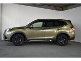 スバルの4WD(AWD)は直進安定性に優れ、日常走行から高速走行まで、さまざまなシーンで安心感に満ちた走りが愉しめます。それは悪路や泥道など左右のタイヤの路面状況が異なるシーンでも変わりません。