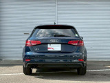 Audi A3はリヤからの眺めも力強いスタイルを誇ります。