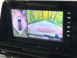 【アラウンドビューモニター】専用のカメラにより、上から見下ろしたような視点で360度クルマの周囲を確認することができます☆死角部分も確認しやすく、狭い場所での切り返しや駐車もスムーズに行えます。