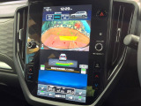 【マルチテレインモニター】車のフロントやサイドのカメラ画像を同時にモニター表示することで、悪路や狭い道を走行時でも周囲の状況確認ができ安心!本格SUVにうれしい装備です♪