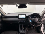 見通しの良い運転席回りとなっておりますので安心して運転をして頂けます!窓が大きいので明るく開放的な室内です