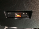 ETCを装備しています☆有料道路の料金所をノンストップで通過できてとても便利です☆高速道路のETC割引なども使えるのであるに越したことはない機能です!