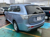 当店では、自社で仕入れした厳選車両を、多数展示しております。リーズナブルなお車を多数在庫しております。掘り出し物を探しにいらしてください。