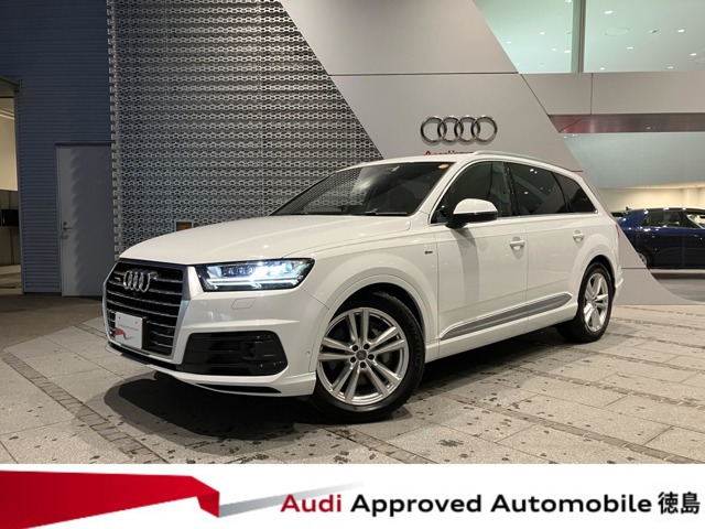 Q755 TFSI クワトロ Sラインパッケージ 4WD