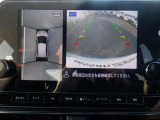 アラウンドビュ-モニタ-はクルマの真上から見ているかのような映像によって、周囲の状況を知ることで、駐車を容易に行うための支援技術です。