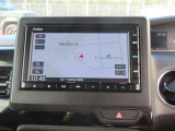 【 ホンダ純正ギャザズ・ VXM-215Ci】ホンダ純正の7インチメモリーナビが装備されています。