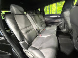 後部座席も気になるようなキズ・汚れやへたり等、大きなダメージはなく、良好な状態です。