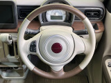 ステアリングも使用感が少なく、きれいな状態となっております♪
