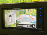 【マルチアラウンドモニター】専用のカメラにより、上から見下ろしたような視点で360度クルマの周囲を確認することができます☆死角部分も確認しやすく、狭い場所での切り返しや駐車もスムーズに行えます。