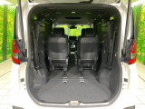 【パワーバックドア】スマートキーや運転席のボタンを押すだけでリアゲートが自動で開閉します!荷物を持っている時や、高い位置にあるバックドアを閉める際に便利な機能です♪