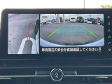 カメラは切り替えが可能で見えにくい左前の死角えおサポート!