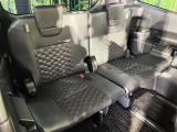 3列目シートはもちろん状態良好☆大人でもゆったりと座って頂けますので、大人数でのお出かけもラクラクです♪ご家族で、気の知れた仲間で、ドライブに行くのが楽しみですね♪