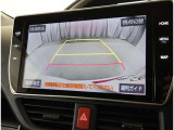 バックガイドモニターで、後方を確認しながら安心して駐車することができます。運転初心者も熟練者も必須の機能ですよ!