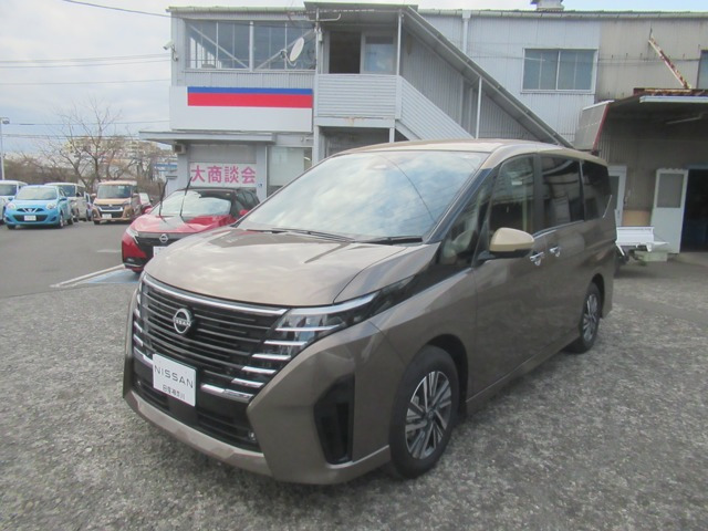 セレナ 1.4 e-POWER ハイウェイスターV 