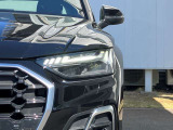 マトリクスLEDヘッドライト装備 複数のセンサーとカメラによって他車や歩行者を検出。ドライバーや歩行者の視界を妨げることが無いように、約1億通りの自動配光が可能です。