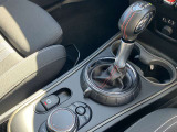 MTモード付8速AT/シフト回り清潔な状態です。