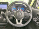 ステアリングも使用感が少なく、きれいな状態となっております♪