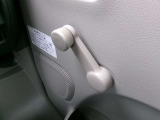 手動ウィンドウ車です。
