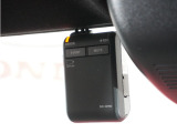 ◆ドライブレコーダー◆映像・音声などを記録する自動車用の装置です。 もしもの事故の際の記録はもちろん、旅行の際の思い出としてドライブの映像を楽しむことができます。