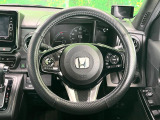 【ステアリングスイッチ】運転中、前方から目線をそらすことなく、オーディオ等の操作が可能な便利機能!安心&快適なドライブを演出してくれます♪