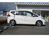 いつもドライバーを見守ってくれる目に見えないパートナー ホンダセンシング。常に「単眼カメラ」と「ミリ波レーダー」で周囲の状況を認識しドライバーをサポート。運転がもっと安心にもっと快適になります。