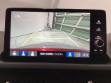 バックモニター付きで、車庫入れやバック時の後方確認をサポート。