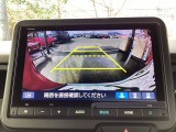 バックモニター付きで車庫入れも安心【カメラアングルは3パターンから選べます】知らない道でも安心して楽しくお出かけができます