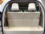 普段のお買い物や通勤、送迎等に十分な荷室スペースを確保しております。セカンドシートを倒すと、大きな荷物の積載も可能です♪