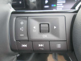 便利なステアリングオーディオスイッチが付いて走行中に便利です