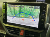 【バックカメラ】駐車時に後方がリアルタイム映像で確認できます。大型商業施設や立体駐車場での駐車時や、夜間のバック時に大活躍!運転スキルに関わらず、今や必須となった装備のひとつです!